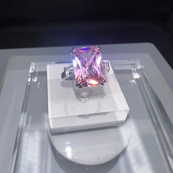 Pink Cubic Zirconia Emerald Cut Silver Ring Size 6 - Picture 9 of 12